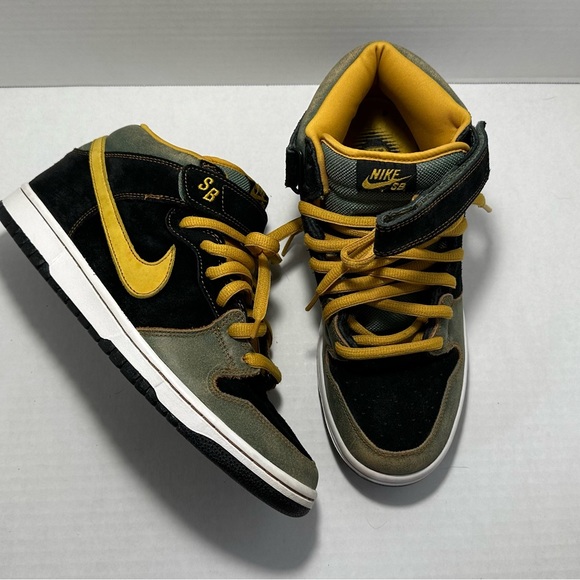 Nike SB Mid Dunk Premium Size 10.5 - Picture 2 of 13